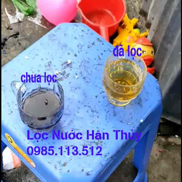 Kiểm tra nguồn nước giếng khoan nhiễm phèn với nước chè xanh